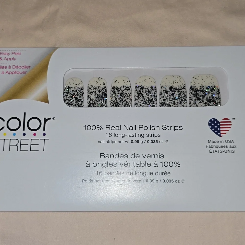 Color Street Black and White Nail Polish Strips‎